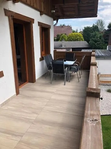 Pensión Amadehaus 4*