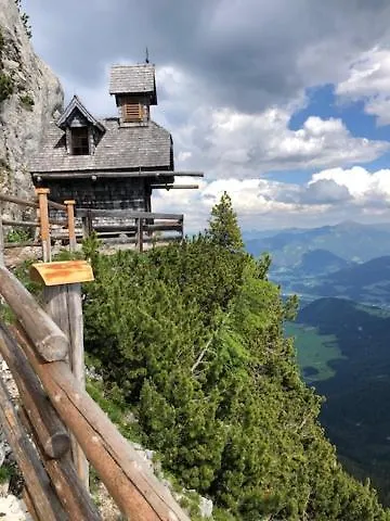 Amadehaus Guest house 4*