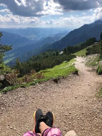 Pensión Amadehaus 4*