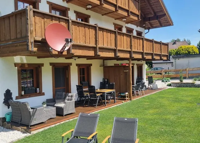 Amadehaus Pensión 4*